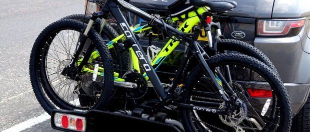 Bagażnik samochodowy na rowery – na co zwrócić uwagę?